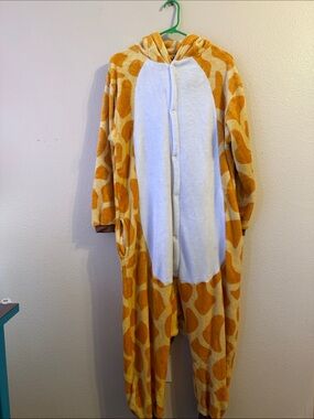 Giraffe Print Hooded Onesie - Yellow & Cream